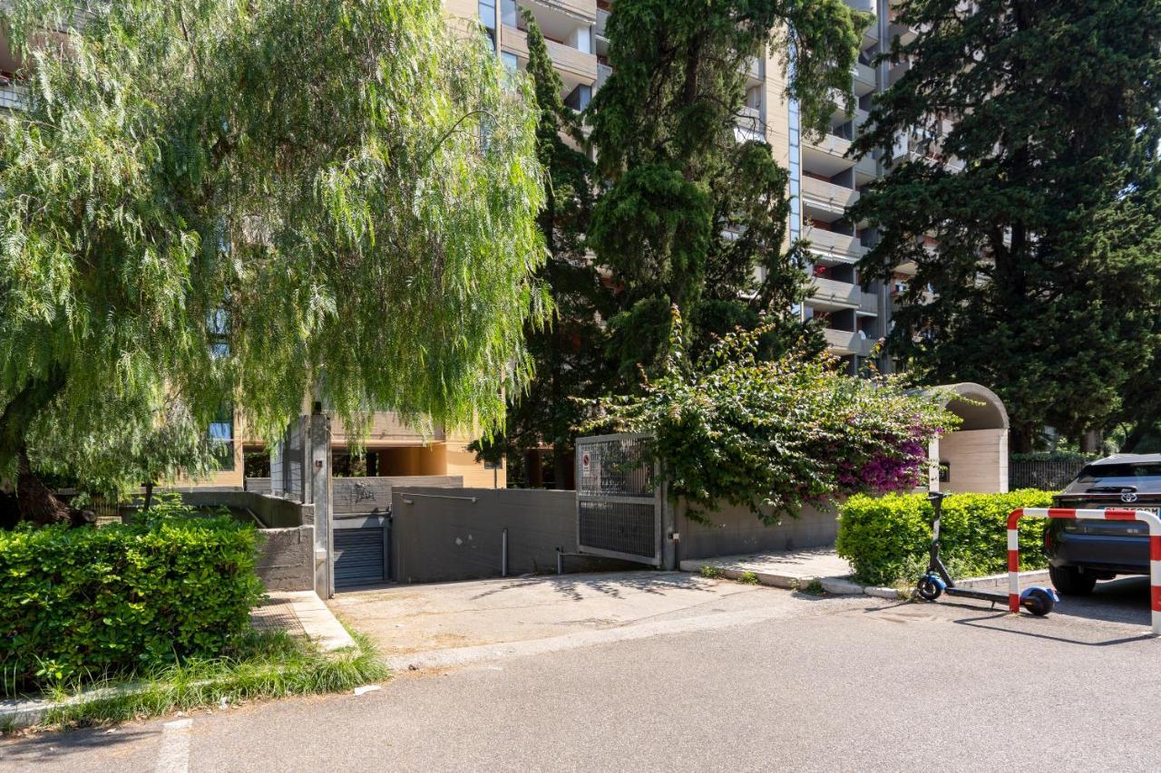 Boscoincitta Apt With Garage And Whirlpool Tub Бари Экстерьер фото