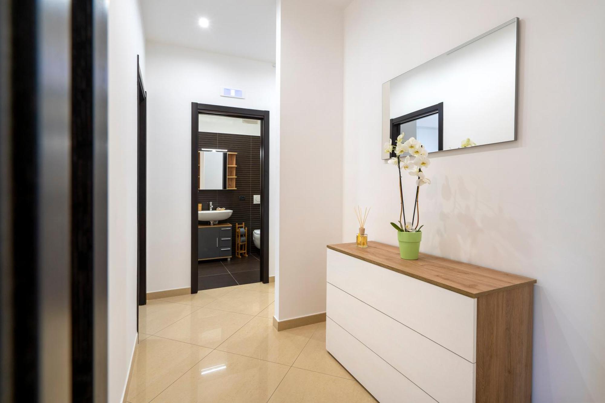 Boscoincitta Apt With Garage And Whirlpool Tub Бари Экстерьер фото