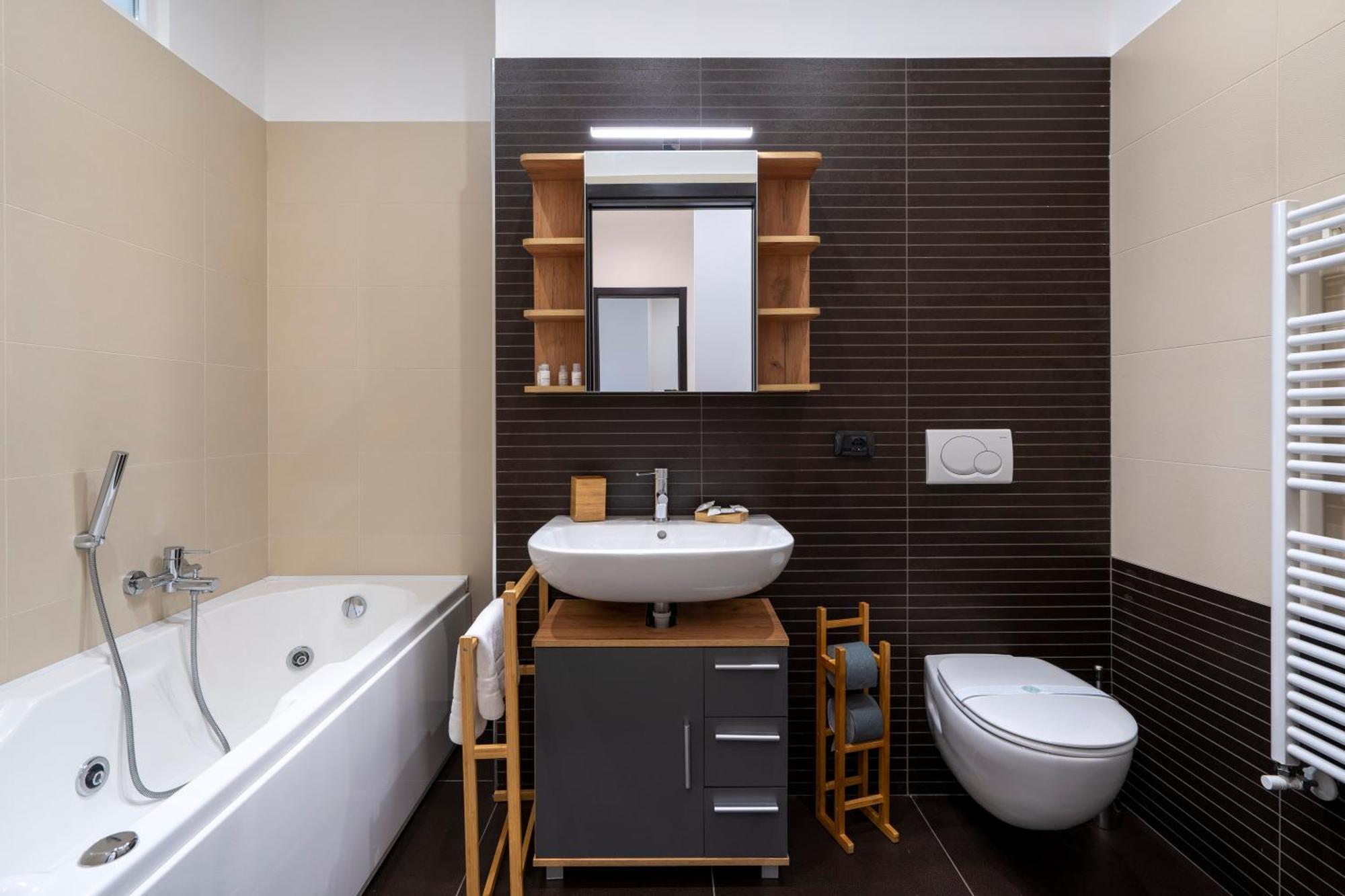 Boscoincitta Apt With Garage And Whirlpool Tub Бари Экстерьер фото
